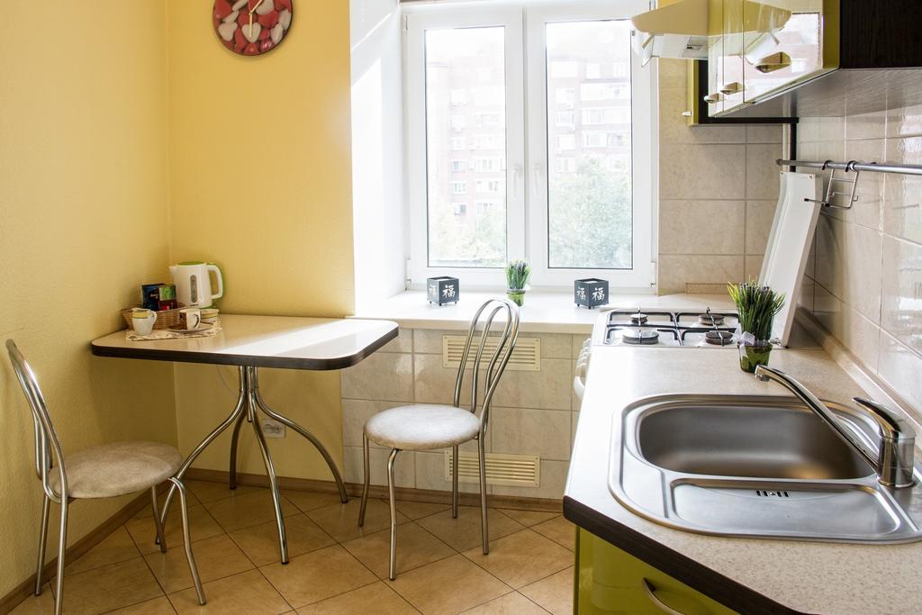 Kyiv Apartment In The City Center On Turgenevskaya Street מראה חיצוני תמונה